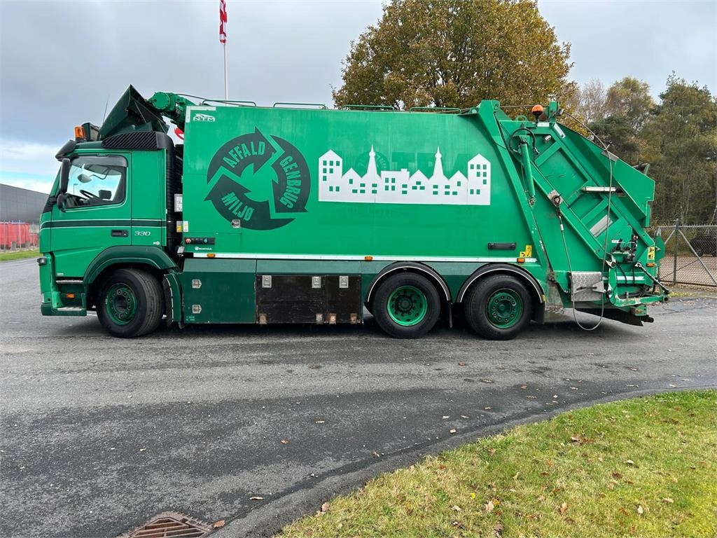 Volvo FM330 - NTM KGH-HB 20,8m3 - Camion immondizia: foto 2 Volvo FM330 - NTM KGH-HB 20,8m3 - Camion immondizia: foto 2