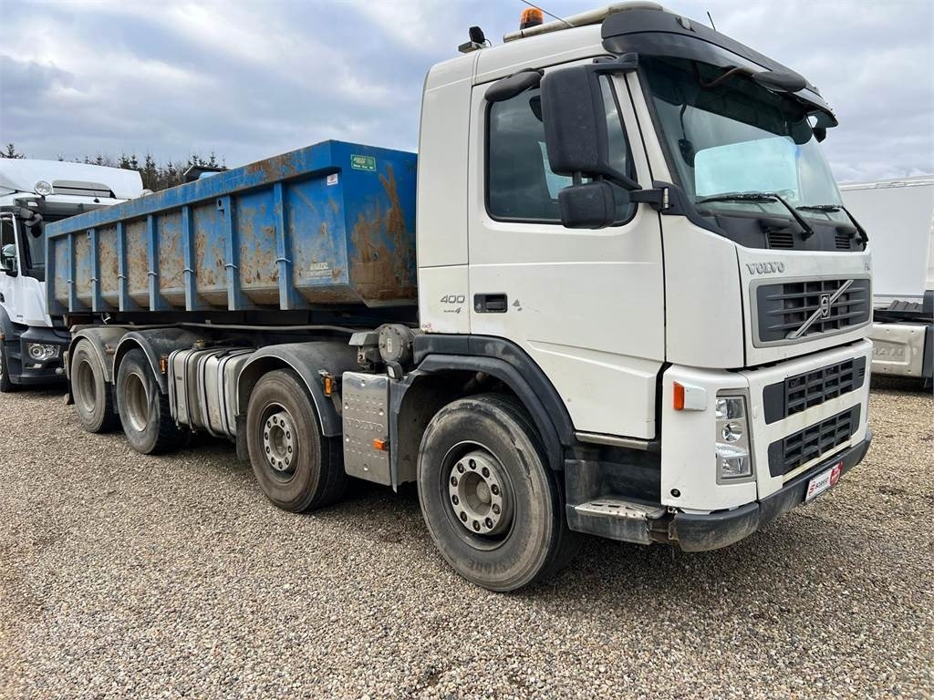 Volvo FM400 8x4 - Autocarro multibenna: foto 2 Volvo FM400 8x4 - Autocarro multibenna: foto 2
