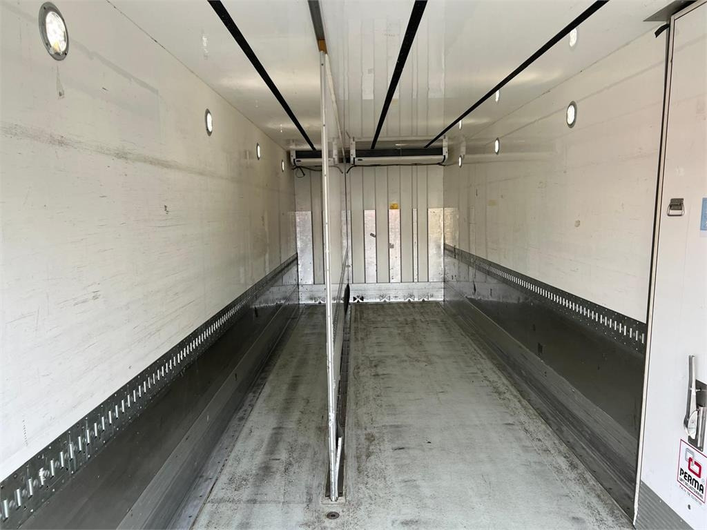 Autocarro frigorifero Volvo FM420 + 2 akslet kærre 2-Temps: foto 16