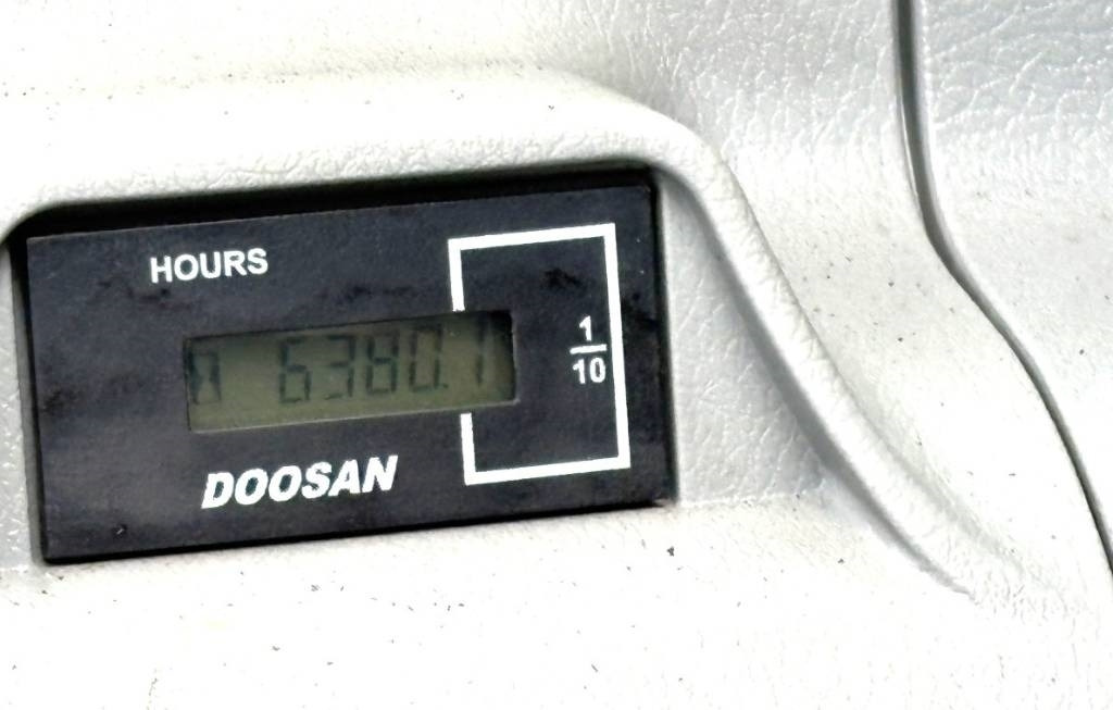 Escavatore cingolato Doosan DX180LC-5: foto 8