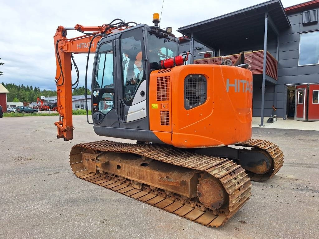 Hitachi MYYTY!!SOLD!! ZX135USB-5 RASVARILLA - Escavatore cingolato: foto 2 Hitachi MYYTY!!SOLD!! ZX135USB-5 RASVARILLA - Escavatore cingolato: foto 2