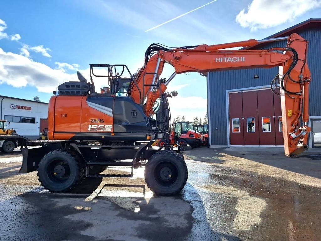 Hitachi ZX155W-7 KUIN UUSI - Escavatore gommato: foto 5 Hitachi ZX155W-7 KUIN UUSI - Escavatore gommato: foto 5