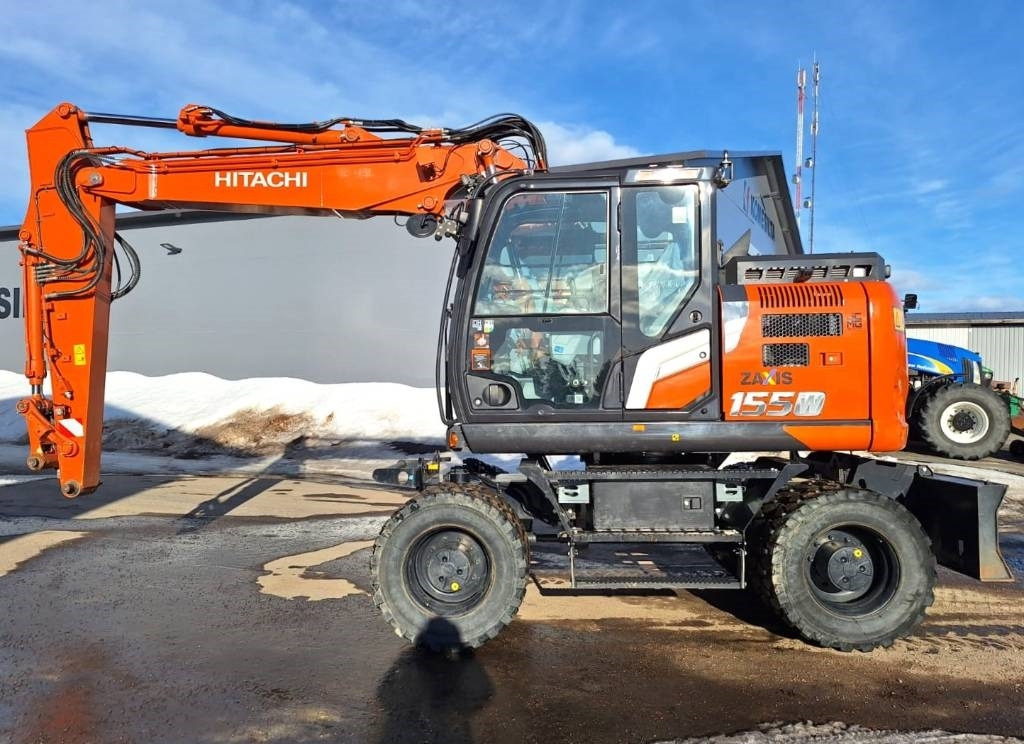 Hitachi ZX155W-7 KUIN UUSI - Escavatore gommato: foto 1 Hitachi ZX155W-7 KUIN UUSI - Escavatore gommato: foto 1
