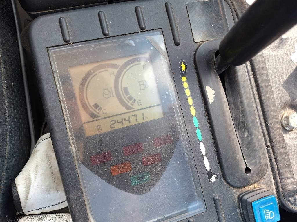 Miniescavatore Hitachi ZX17U-2 KALLISTAJA+4-KAUHAA: foto 10