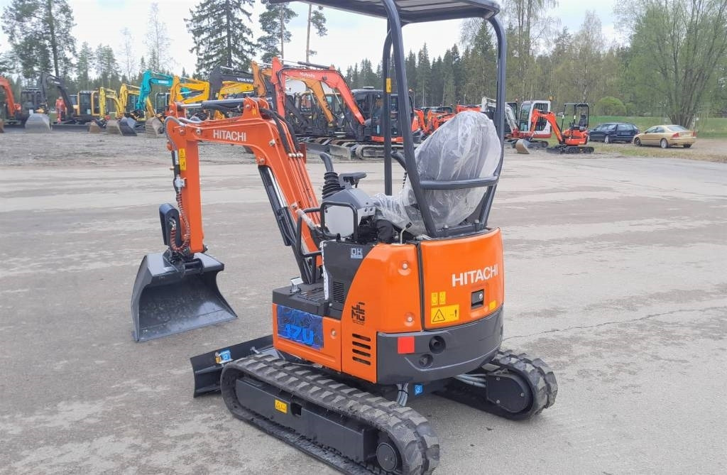 Hitachi ZX17U-6 KALLISTAJALLA - Miniescavatore: foto 2 Hitachi ZX17U-6 KALLISTAJALLA - Miniescavatore: foto 2