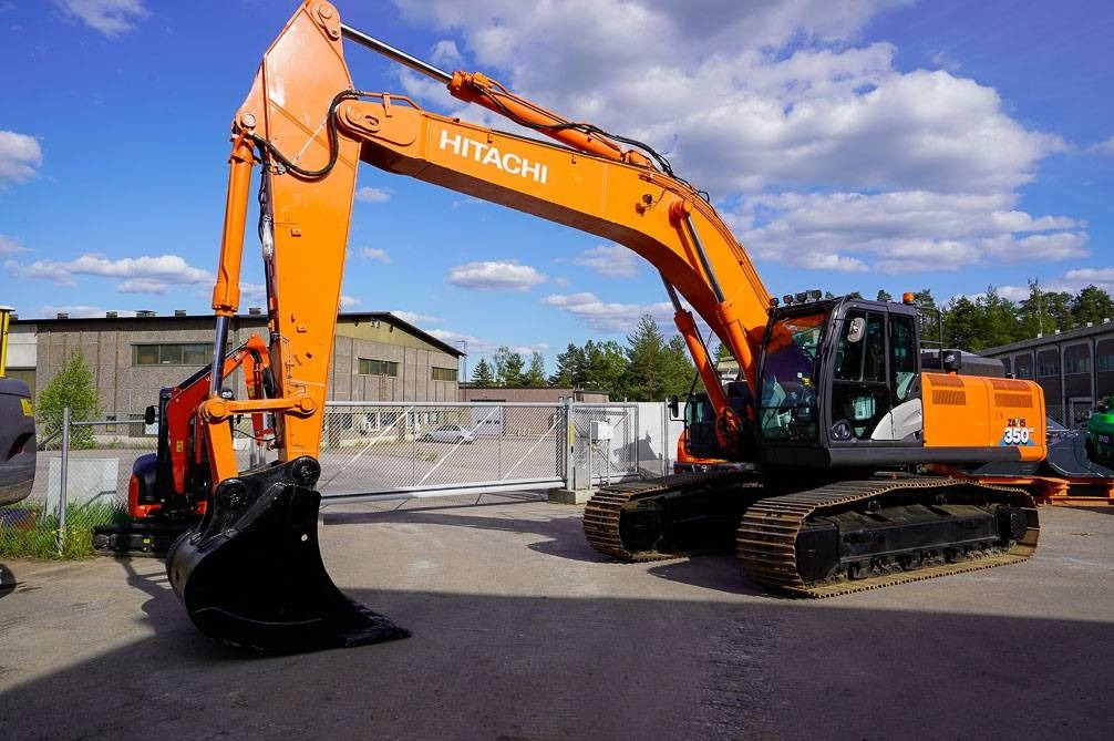 Hitachi ZX350LC-6 UUSI ALAKERTA - Escavatore cingolato: foto 2 Hitachi ZX350LC-6 UUSI ALAKERTA - Escavatore cingolato: foto 2