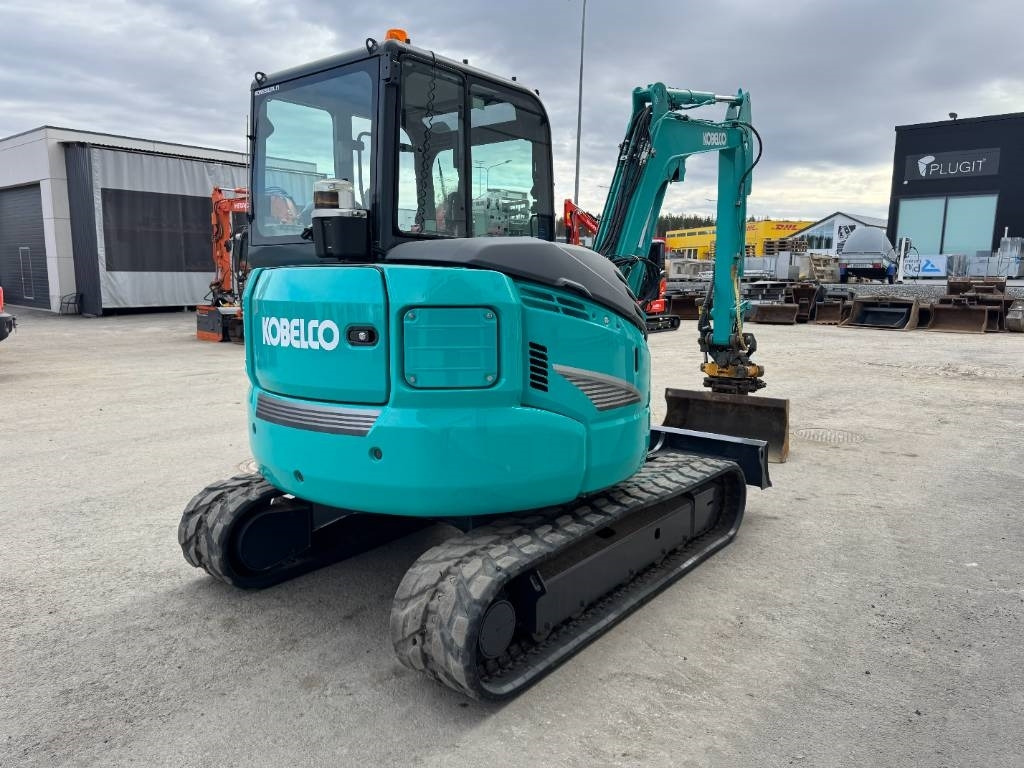 Kobelco SK45SRX-6 Pyörittäjä pihdeillä - Miniescavatore: foto 5 Kobelco SK45SRX-6 Pyörittäjä pihdeillä - Miniescavatore: foto 5