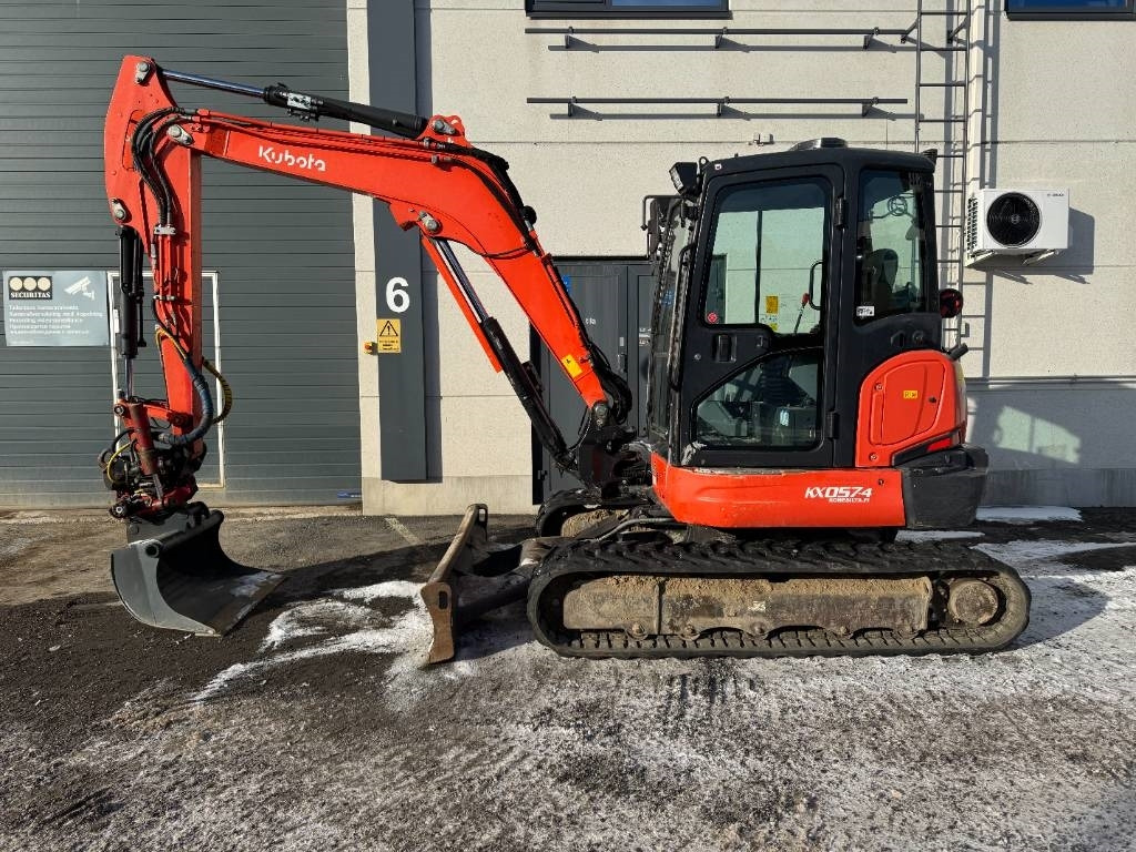 Kubota KX057-4 Pyörittäjällä - Miniescavatore: foto 1 Kubota KX057-4 Pyörittäjällä - Miniescavatore: foto 1