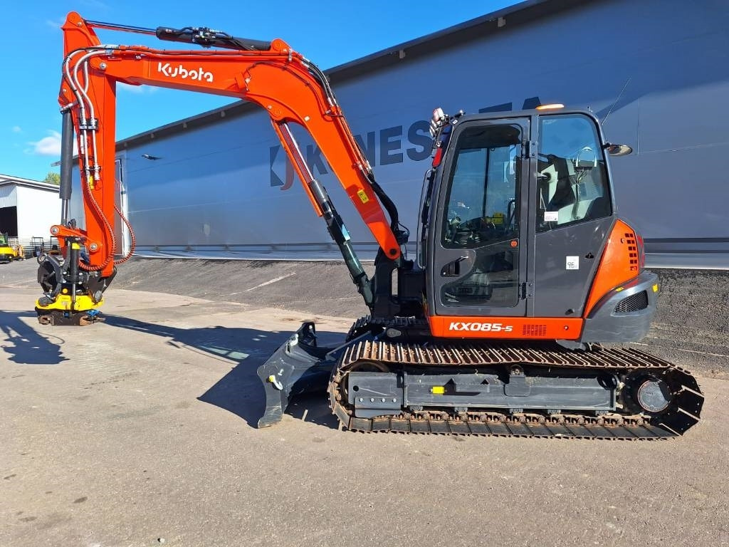 Kubota KX085-5 PYÖRITTÄJÄLLÄ, PIENET TUNNIT - Miniescavatore: foto 1 Kubota KX085-5 PYÖRITTÄJÄLLÄ, PIENET TUNNIT - Miniescavatore: foto 1