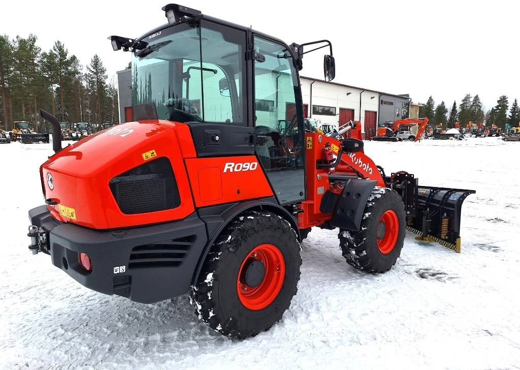 Kubota R090 TALVIPAKETILLA - Pala gommata: foto 5 Kubota R090 TALVIPAKETILLA - Pala gommata: foto 5