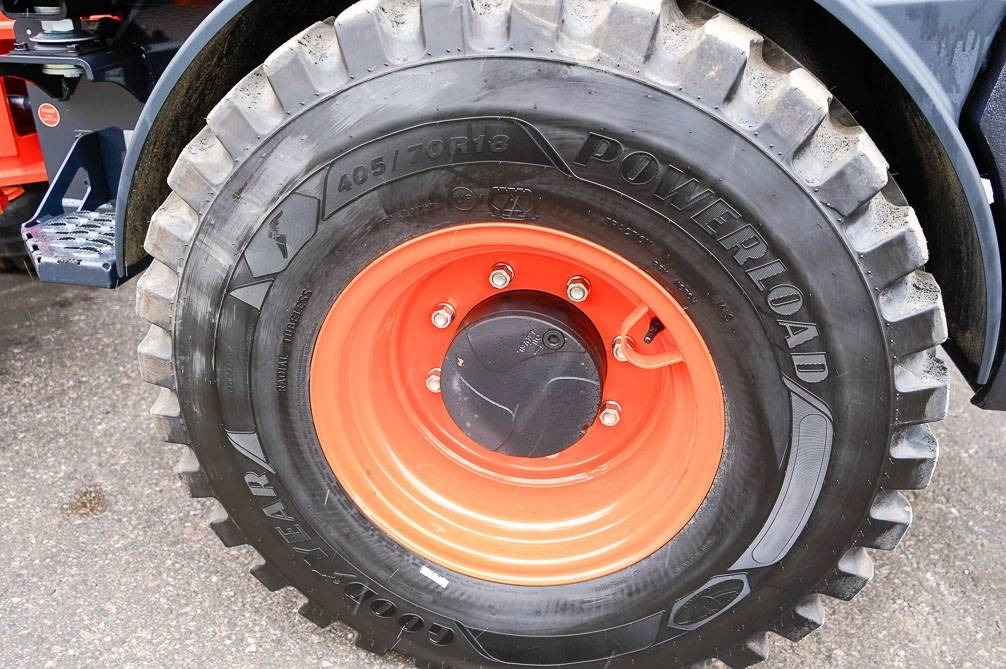Pala gommata Kubota R090 VARUSTELTU: foto 11