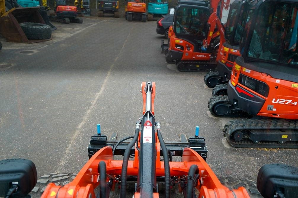 Pala gommata Kubota R090 VARUSTELTU: foto 28