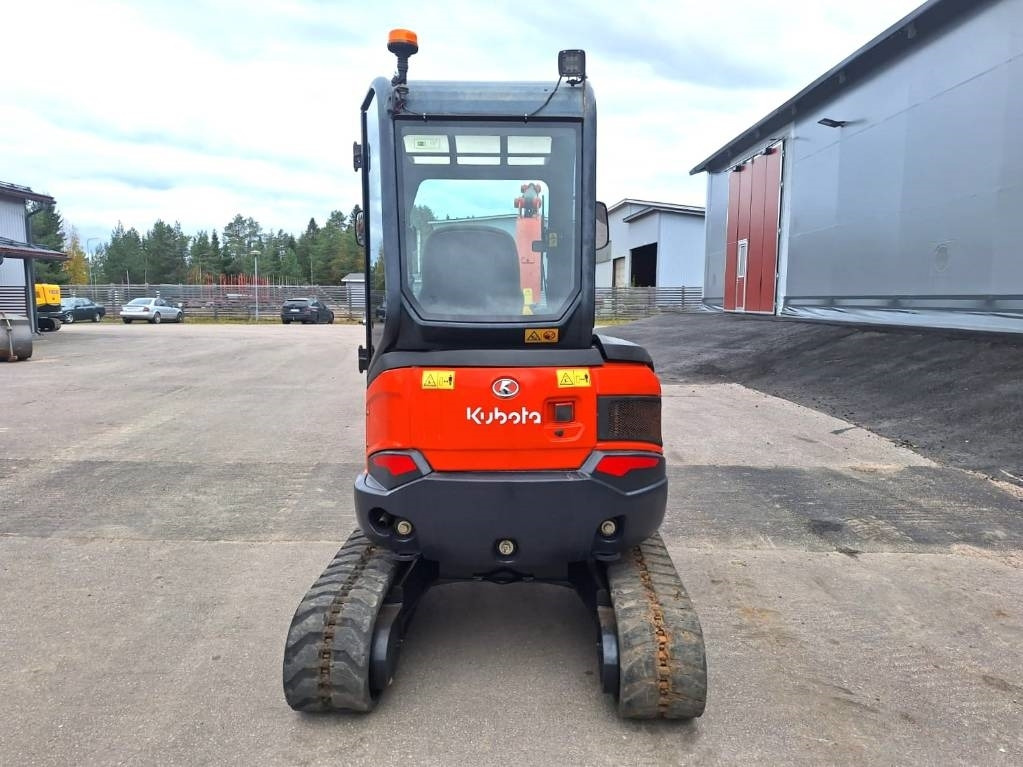 Kubota U27-4 KALLISTAJALLA, HUOLLETTU - Miniescavatore: foto 3 Kubota U27-4 KALLISTAJALLA, HUOLLETTU - Miniescavatore: foto 3
