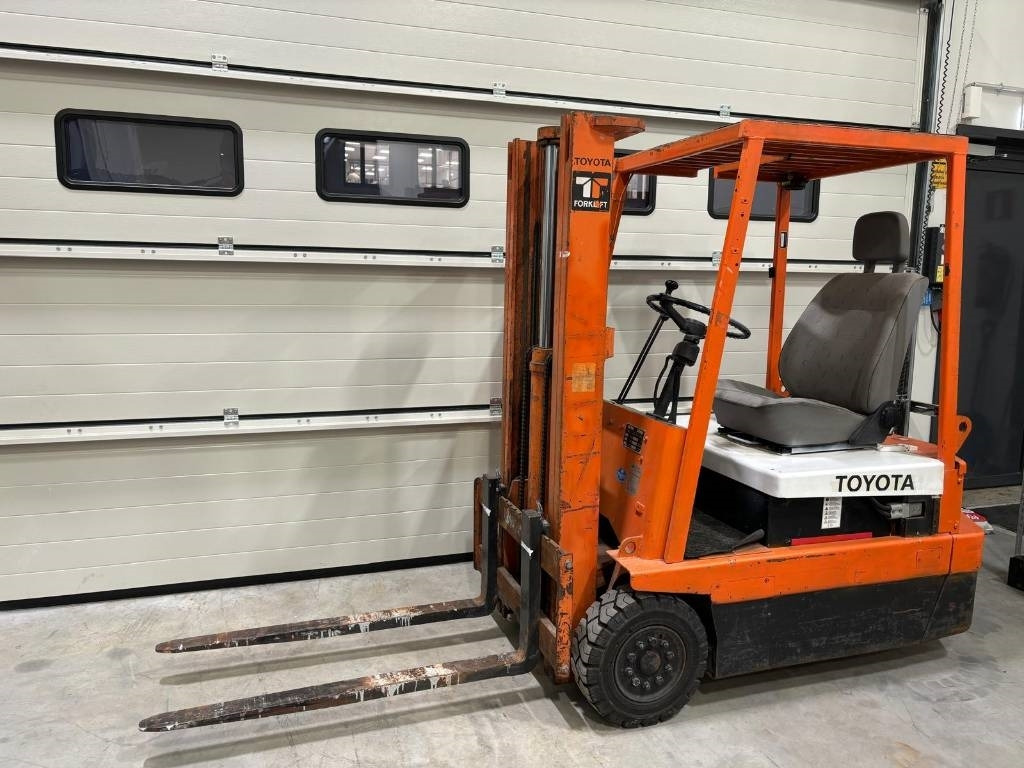 Toyota FBE 18  - Carrello elevatore elettrico: foto 3 Toyota FBE 18  - Carrello elevatore elettrico: foto 3