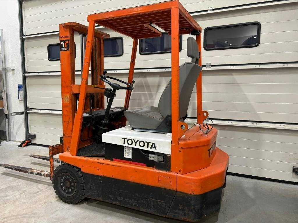 Toyota FBE 18  - Carrello elevatore elettrico: foto 2 Toyota FBE 18  - Carrello elevatore elettrico: foto 2