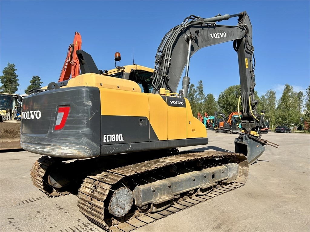 Volvo EC180DL PYÖRITTÄJÄLLÄ - Escavatore cingolato: foto 5 Volvo EC180DL PYÖRITTÄJÄLLÄ - Escavatore cingolato: foto 5