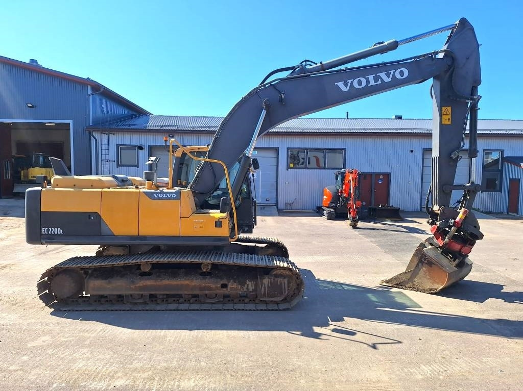 Volvo EC220DL PYÖRITTÄJÄLLÄ - Escavatore cingolato: foto 5 Volvo EC220DL PYÖRITTÄJÄLLÄ - Escavatore cingolato: foto 5