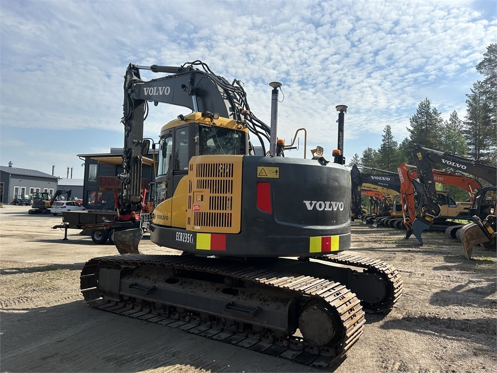 Volvo ECR235CL PYÖRITTÄJÄ, 3D-LAITTEET - Escavatore cingolato: foto 2 Volvo ECR235CL PYÖRITTÄJÄ, 3D-LAITTEET - Escavatore cingolato: foto 2