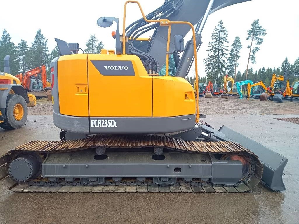 Volvo ECR235DL PYÖRITTÄJÄLLÄ - Escavatore cingolato: foto 5 Volvo ECR235DL PYÖRITTÄJÄLLÄ - Escavatore cingolato: foto 5