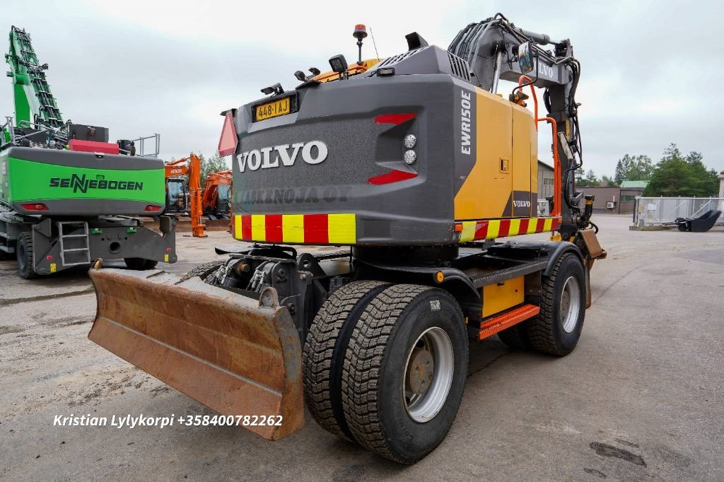 Volvo EWR150E PYÖRÄOHJAUS - Escavatore gommato: foto 5 Volvo EWR150E PYÖRÄOHJAUS - Escavatore gommato: foto 5