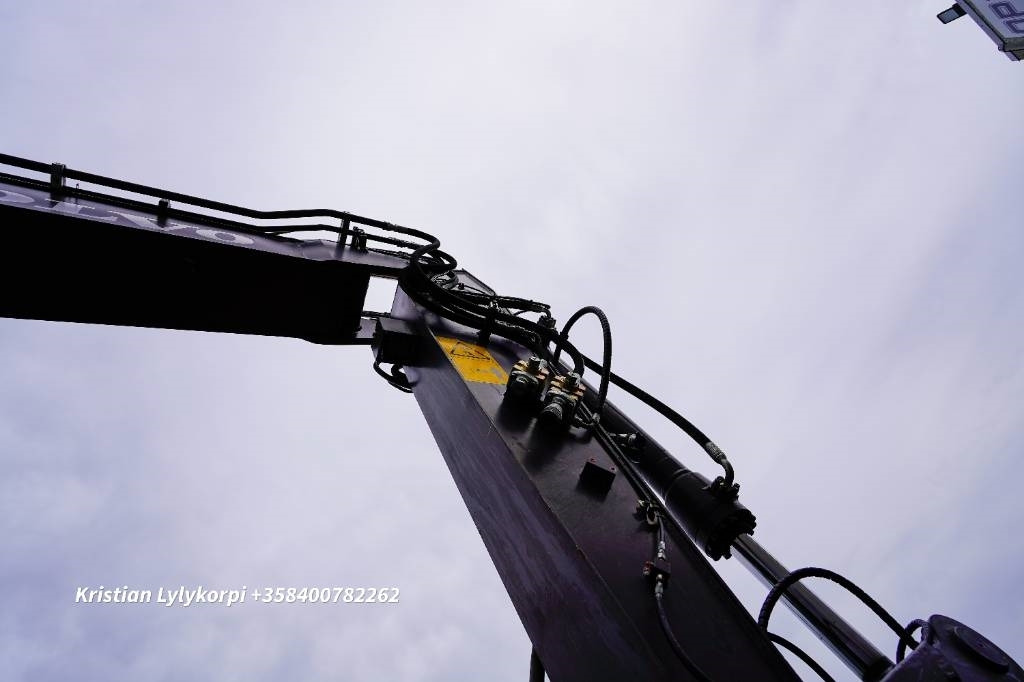 Escavatore gommato Volvo EWR150E ROTOTILTILLÄ: foto 18