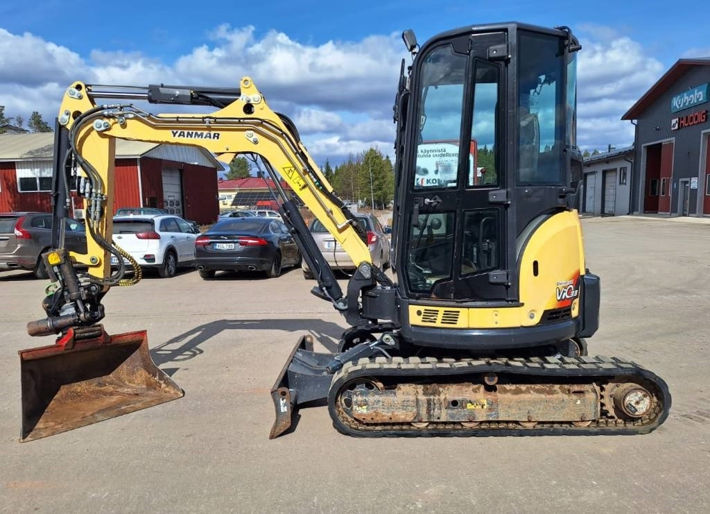 Yanmar ViO33-U PYÖRITTÄJÄLLÄ - Miniescavatore: foto 1 Yanmar ViO33-U PYÖRITTÄJÄLLÄ - Miniescavatore: foto 1