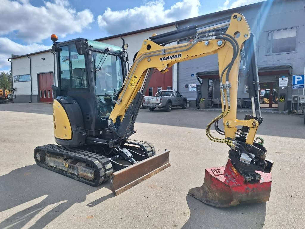 Yanmar ViO33-U PYÖRITTÄJÄLLÄ - Miniescavatore: foto 5 Yanmar ViO33-U PYÖRITTÄJÄLLÄ - Miniescavatore: foto 5