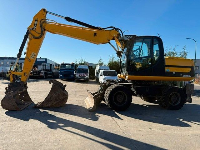 JCB JS175W. ZSA. Hyd SW. 2 Löffel. Klima. - Escavatore gommato: foto 5 JCB JS175W. ZSA. Hyd SW. 2 Löffel. Klima. - Escavatore gommato: foto 5