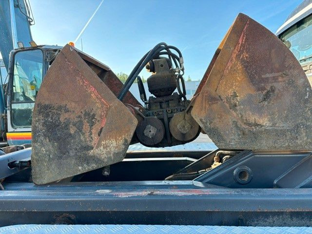 Renault Kerax 420dCi. 6X4. Hiab 144. Klima. - Camion con gru: foto 5 Renault Kerax 420dCi. 6X4. Hiab 144. Klima. - Camion con gru: foto 5
