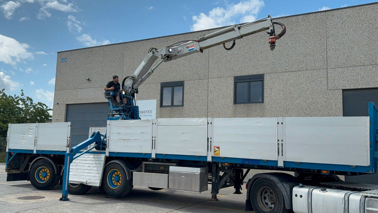 Vogelzang. Kran HIAB R165 roto. TUV 10/2025 - Semirimorchio cassonato/ Pianale: foto 2 Vogelzang. Kran HIAB R165 roto. TUV 10/2025 - Semirimorchio cassonato/ Pianale: foto 2