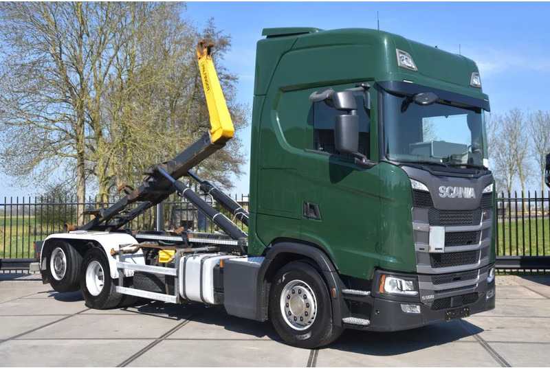 Scania S500 NGS 6x2*4 - HOOKLIFT SYSTEM - RETARDER - 313 TKM - PARK. AIRCO - WHEELBASE: 475 CM - PTO - GOOD CONDITION - - Autocarro scarrabile: foto 1 Scania S500 NGS 6x2*4 - HOOKLIFT SYSTEM - RETARDER - 313 TKM - PARK. AIRCO - WHEELBASE: 475 CM - PTO - GOOD CONDITION - - Autocarro scarrabile: foto 1
