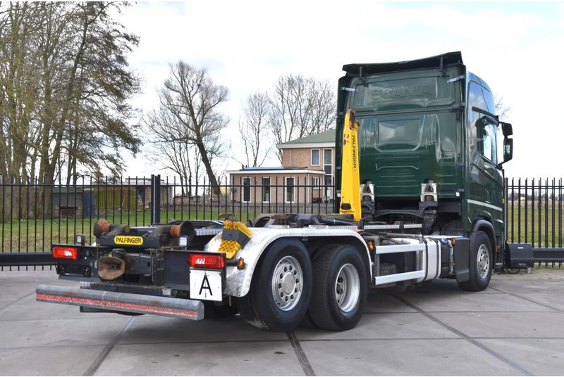 Scania S500 NGS 6x2*4 - HOOKLIFT SYSTEM - RETARDER - PARK. AIRCO - WHEELBASE: 475 CM - PTO - GOOD CONDITION - - Autocarro scarrabile: foto 3 Scania S500 NGS 6x2*4 - HOOKLIFT SYSTEM - RETARDER - PARK. AIRCO - WHEELBASE: 475 CM - PTO - GOOD CONDITION - - Autocarro scarrabile: foto 3