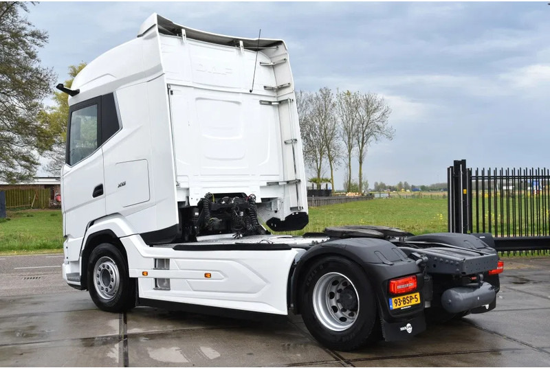 DAF XG 480 4x2 - 230 TKM - CAMERA SYSTEM - PARK. AIRCO - 2 x FUEL TANKS - APPLE CARPLAY/ANDROID - LED LIGHTS - TOP CONDITION - - Trattore stradale: foto 3 DAF XG 480 4x2 - 230 TKM - CAMERA SYSTEM - PARK. AIRCO - 2 x FUEL TANKS - APPLE CARPLAY/ANDROID - LED LIGHTS - TOP CONDITION - - Trattore stradale: foto 3