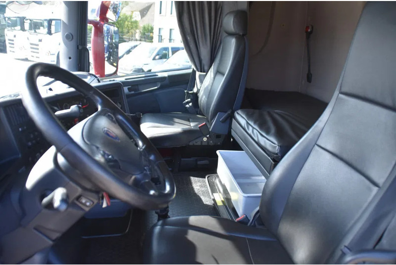 Scania R420 HL 6x2/4 - ADR FL - MANUAL - EURO 5 - 698 TKM - HYDRAULIC SYSTEM - LEATHER SEATS - XENON - - Trattore stradale: foto 5 Scania R420 HL 6x2/4 - ADR FL - MANUAL - EURO 5 - 698 TKM - HYDRAULIC SYSTEM - LEATHER SEATS - XENON - - Trattore stradale: foto 5