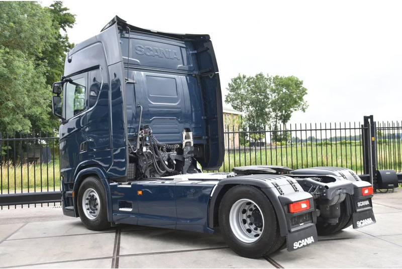 Scania S450 NGS 4x2NB - FULL AIR - RETARDER - ACC - PARK. AIRCO - 2 x FUEL TANKS - TOP CONDITION - - Trattore stradale: foto 3 Scania S450 NGS 4x2NB - FULL AIR - RETARDER - ACC - PARK. AIRCO - 2 x FUEL TANKS - TOP CONDITION - - Trattore stradale: foto 3
