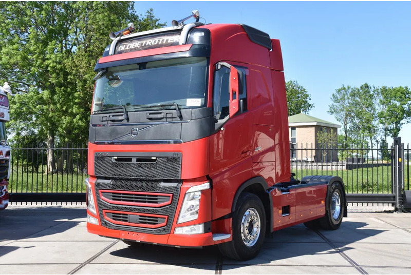 Volvo FH 460 Globe 4x2 - RETARDER- HYDRAULIC SYSTEM - 718 TKM - AIRCO - DIFF. LOCK - PTO - GOOD CONDITION - - Trattore stradale: foto 2 Volvo FH 460 Globe 4x2 - RETARDER- HYDRAULIC SYSTEM - 718 TKM - AIRCO - DIFF. LOCK - PTO - GOOD CONDITION - - Trattore stradale: foto 2