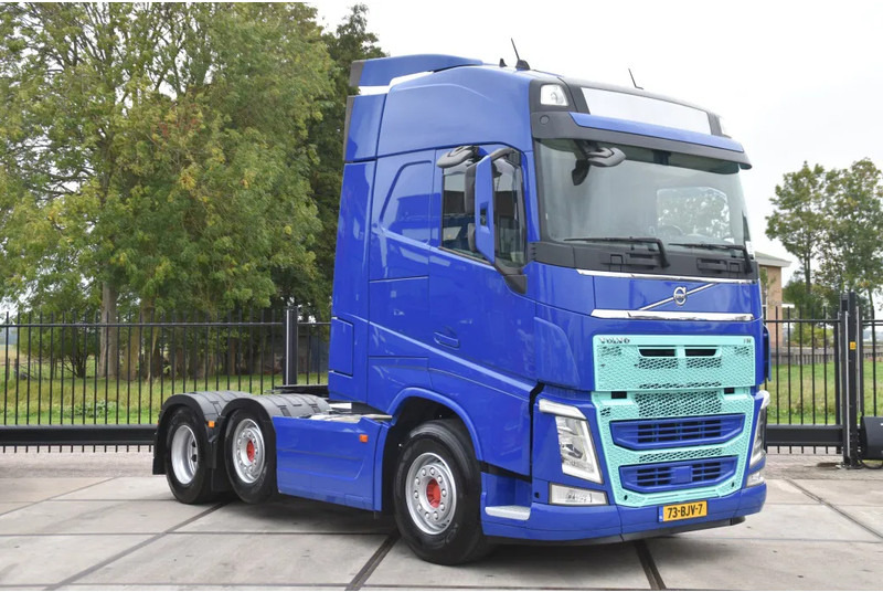 Volvo FH 500 Globetrotter 6x2/4 - EURO 6 - 769 TKM - AIRCO - 2 x FUEL TANKS - TOP CONDITION - - Trattore stradale: foto 1 Volvo FH 500 Globetrotter 6x2/4 - EURO 6 - 769 TKM - AIRCO - 2 x FUEL TANKS - TOP CONDITION - - Trattore stradale: foto 1