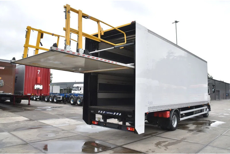 Volvo FL 280 4x2 + BOX - 312 TKM - AIRCO - DOUBLE CARGOFLOOR - ELEVATOR - REMOTE CONTROL - CAMERA - - Autocarro furgonato: foto 3 Volvo FL 280 4x2 + BOX - 312 TKM - AIRCO - DOUBLE CARGOFLOOR - ELEVATOR - REMOTE CONTROL - CAMERA - - Autocarro furgonato: foto 3