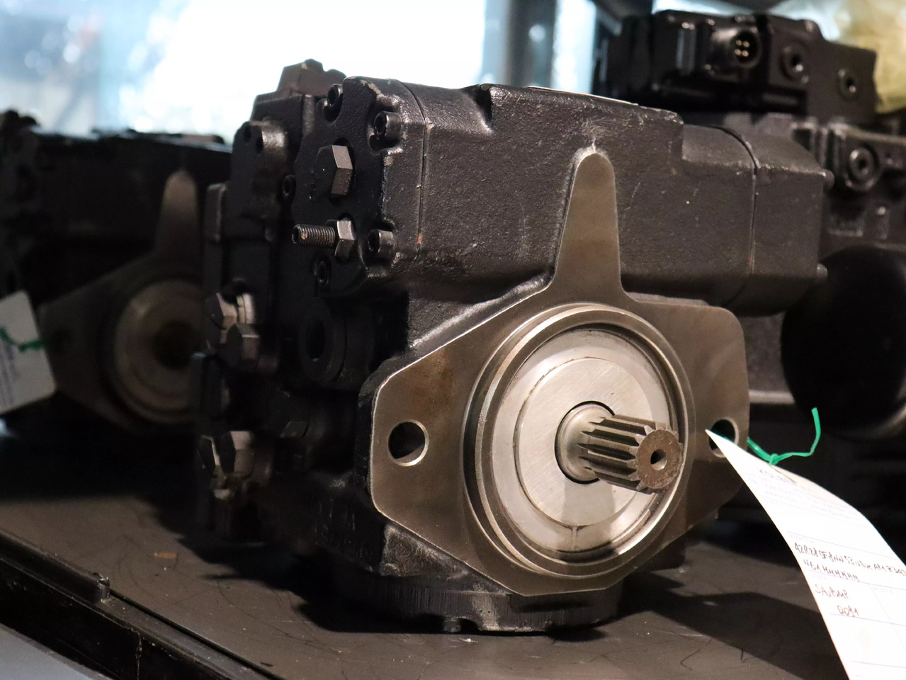 DANFOSS / SAUER 42R28DF8NN53UDXAP1Z3434N61NNNNN - Pompa idraulica per Macchina da cantiere: foto 1 DANFOSS / SAUER 42R28DF8NN53UDXAP1Z3434N61NNNNN - Pompa idraulica per Macchina da cantiere: foto 1