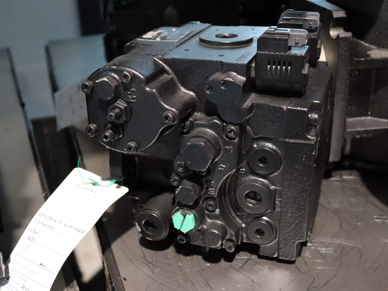 DANFOSS / SAUER 42R28DF8NN53UDXAP1Z3434N61NNNNN - Pompa idraulica per Macchina da cantiere: foto 3 DANFOSS / SAUER 42R28DF8NN53UDXAP1Z3434N61NNNNN - Pompa idraulica per Macchina da cantiere: foto 3