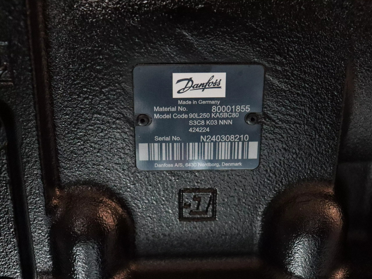 DANFOSS / SAUER 90L250 KA5BC80 S3C8 K03 NNN 424224 - Pompa idraulica per Macchina da cantiere: foto 4 DANFOSS / SAUER 90L250 KA5BC80 S3C8 K03 NNN 424224 - Pompa idraulica per Macchina da cantiere: foto 4
