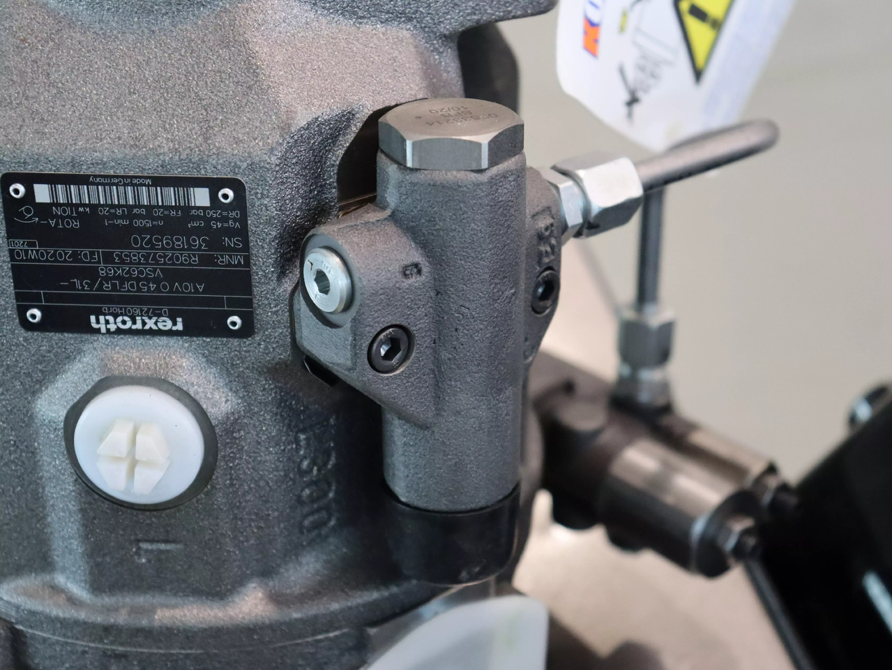 REXROTH A10VO45DFLR/31L-VSC62K68 - Pompa idraulica per Macchina da cantiere: foto 3 REXROTH A10VO45DFLR/31L-VSC62K68 - Pompa idraulica per Macchina da cantiere: foto 3