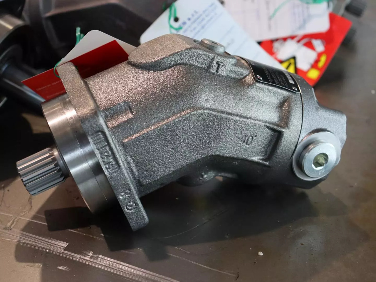 REXROTH A2FM12/61W-VAB040 - Motore idraulico per Mezzo di movimentazione: foto 1 REXROTH A2FM12/61W-VAB040 - Motore idraulico per Mezzo di movimentazione: foto 1