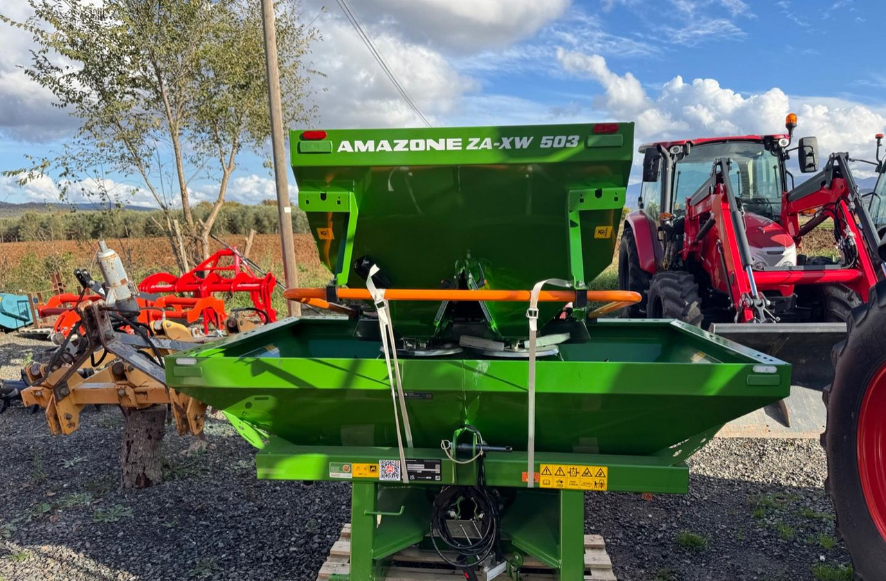 - Spandiconcime: foto 4 - Spandiconcime: foto 4