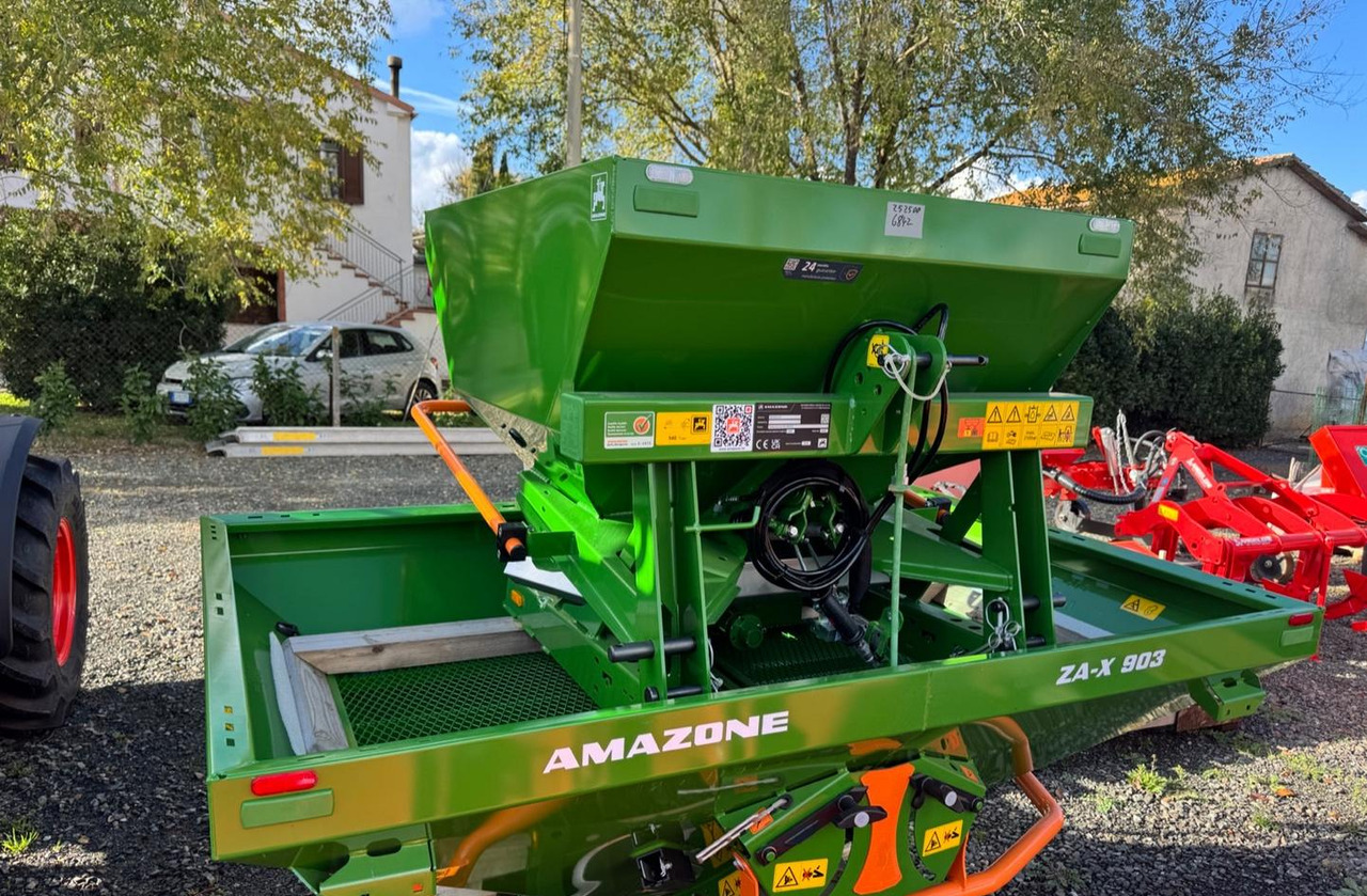 - Spandiconcime: foto 3 - Spandiconcime: foto 3