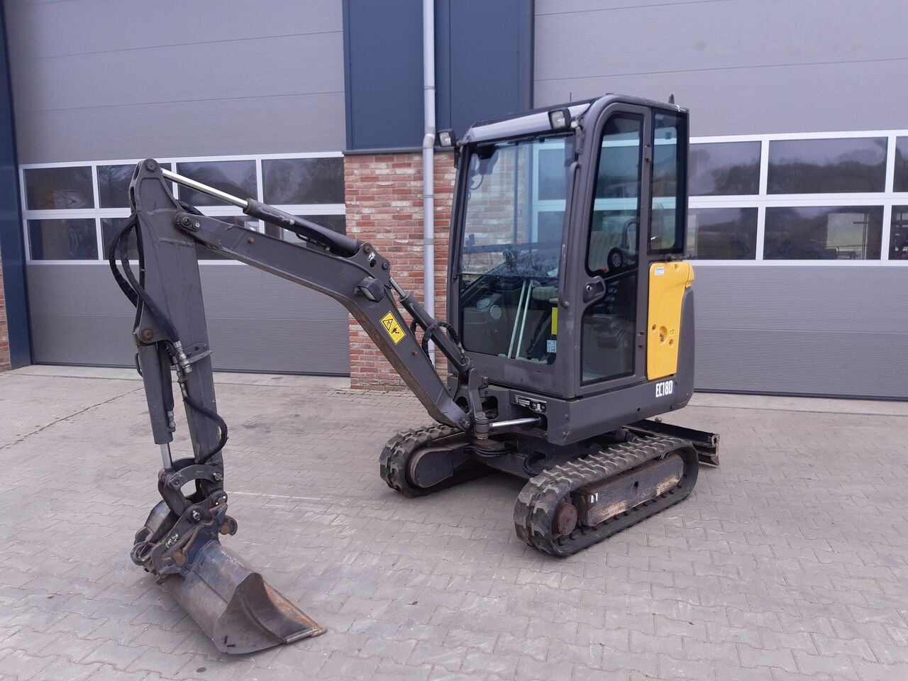 Volvo EC18D - Miniescavatore: foto 1 Volvo EC18D - Miniescavatore: foto 1