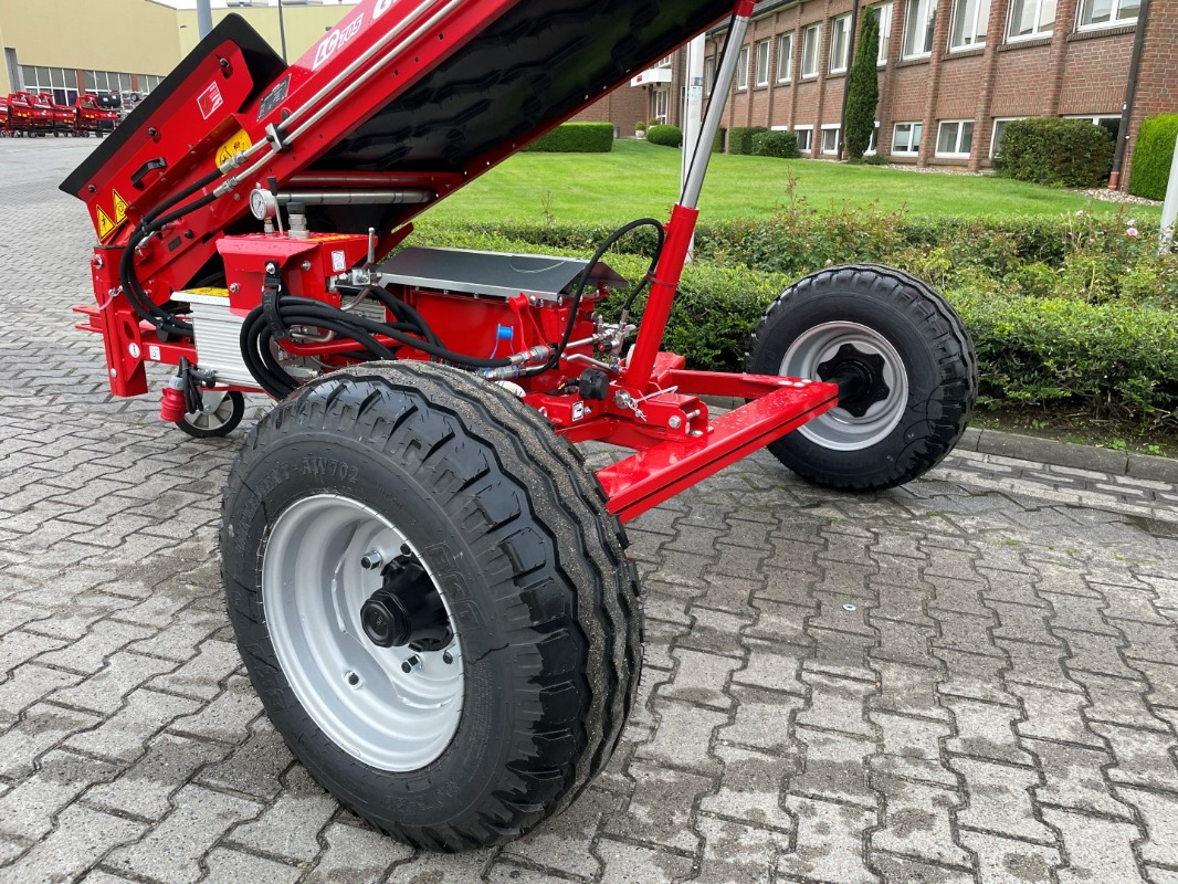 Grimme LC 705 - Rental - Stoccaggio attrezzatura: foto 3 Grimme LC 705 - Rental - Stoccaggio attrezzatura: foto 3