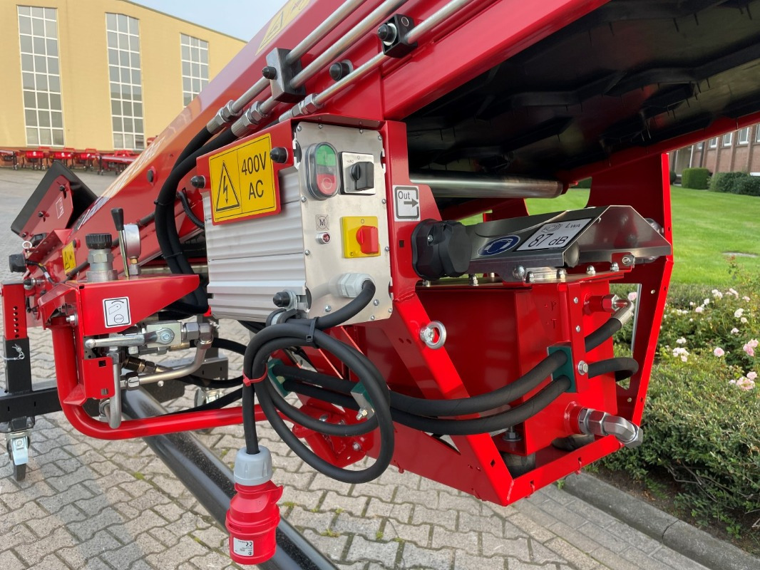 Grimme LC 707 - Rental - Stoccaggio attrezzatura: foto 4 Grimme LC 707 - Rental - Stoccaggio attrezzatura: foto 4