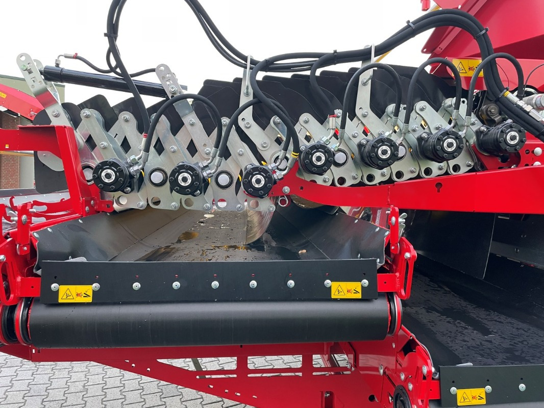 Grimme RH 24-60 CF - Rental - Stoccaggio attrezzatura: foto 5 Grimme RH 24-60 CF - Rental - Stoccaggio attrezzatura: foto 5
