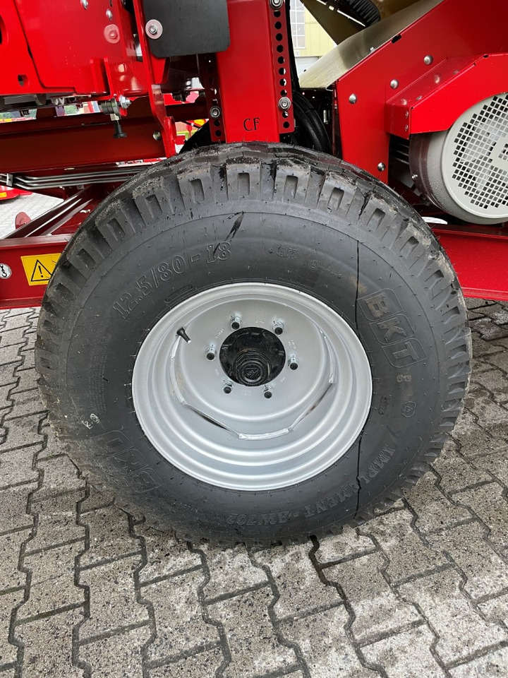 Grimme RH 24-60 CF - Rental - Stoccaggio attrezzatura: foto 4 Grimme RH 24-60 CF - Rental - Stoccaggio attrezzatura: foto 4